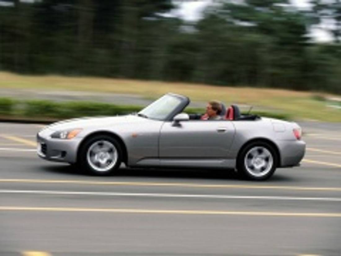 S2000 2.jpg