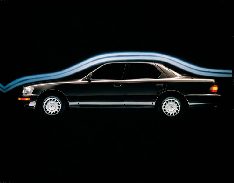 Lexus LS 400