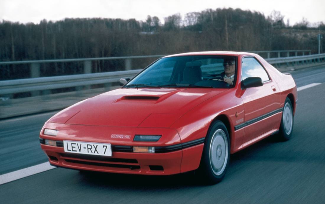 mazda_rx-7_turbo_ii_11.jpeg