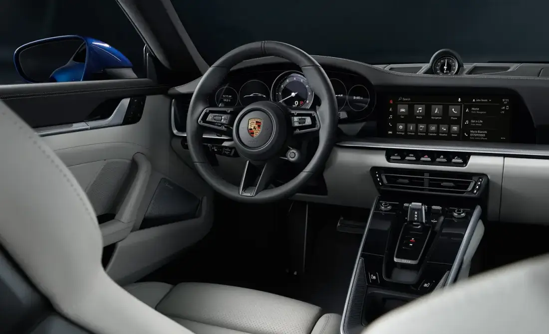 porsche-911-carrera-gts-interior