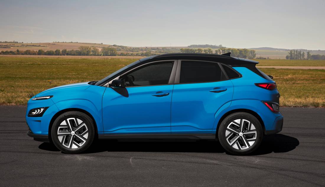 hyundai-kona-electric-side