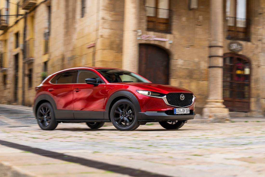 2022_mazda_cx-30_src_spain_act_27.jpg