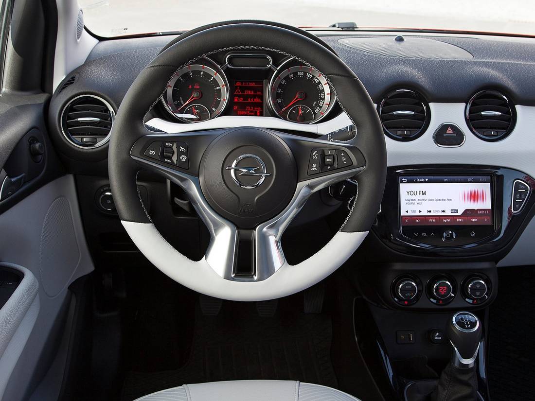 Opel-Adam-2013-1600-49.jpg