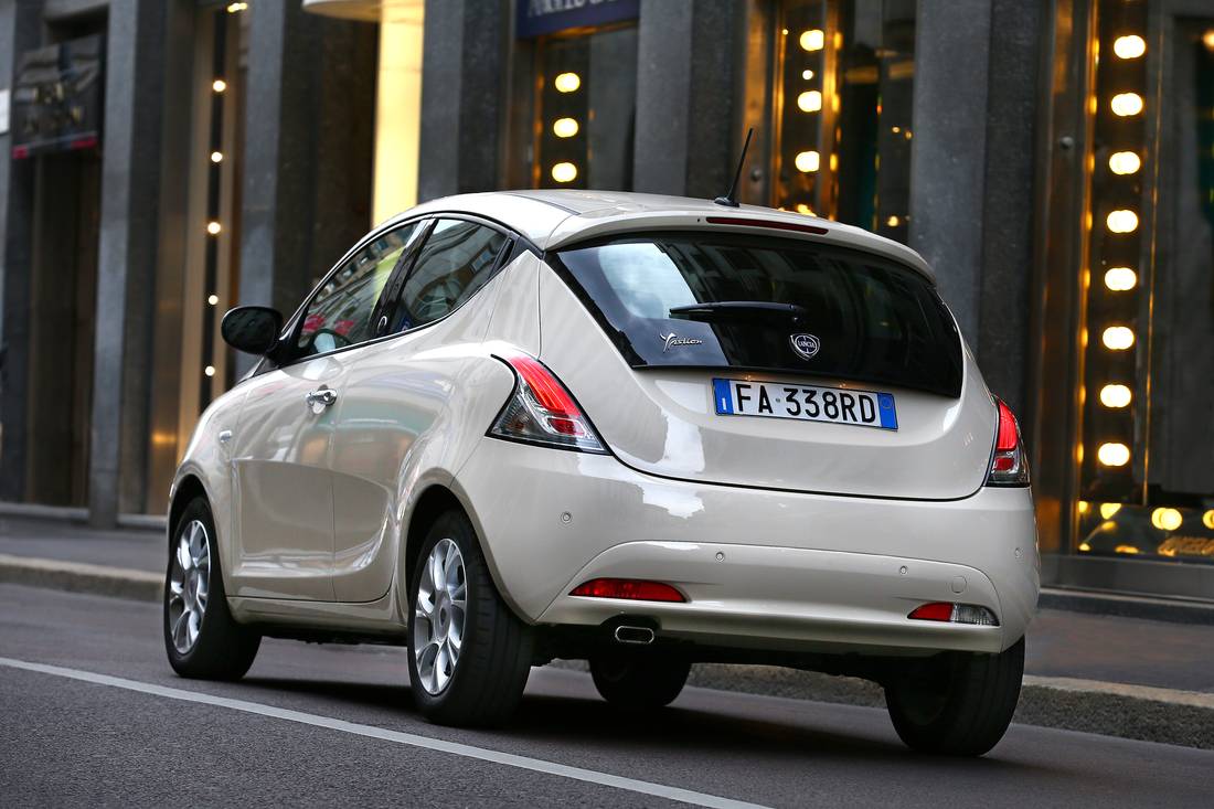 161129_Lancia_Ypsilon_2.jpg