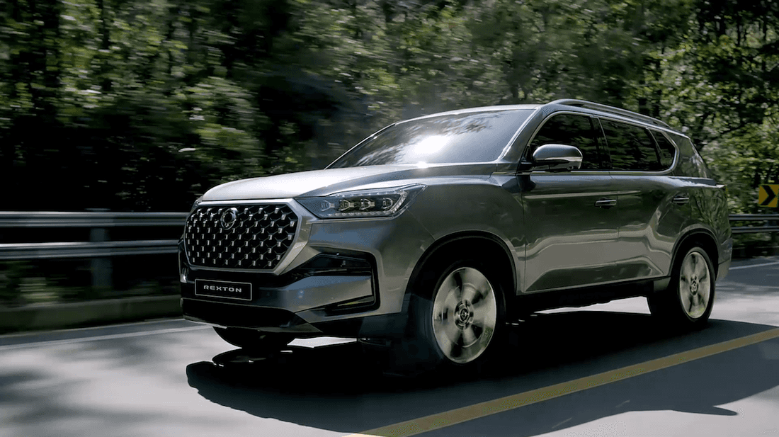 ssangyong-rexton-front