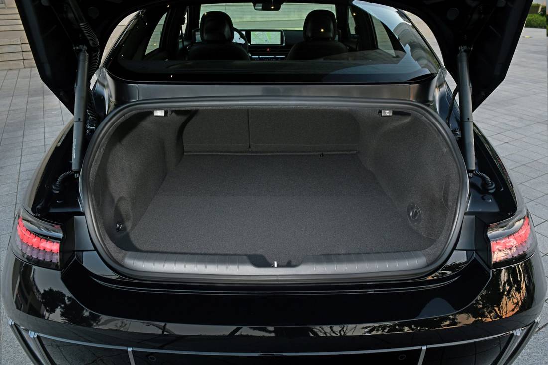 hyundai-ioniq-6-trunk