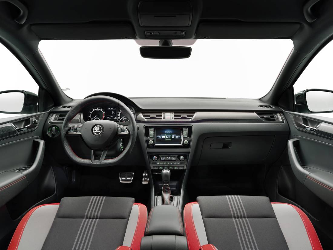 170222-skoda-rapid-and-skoda-rapid-spaceback-optimized-interior-and-exterior-3.jpg