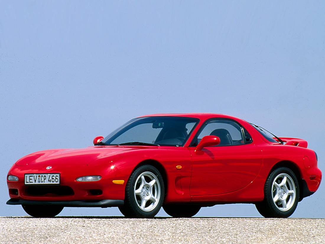 mazda_rx-7_9.jpg