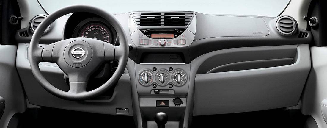 nissan-pixo-interior