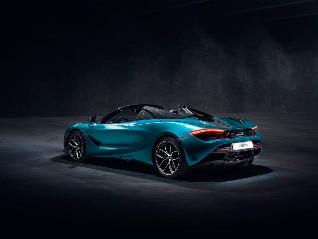 10000-McLaren720SSpider.jpg