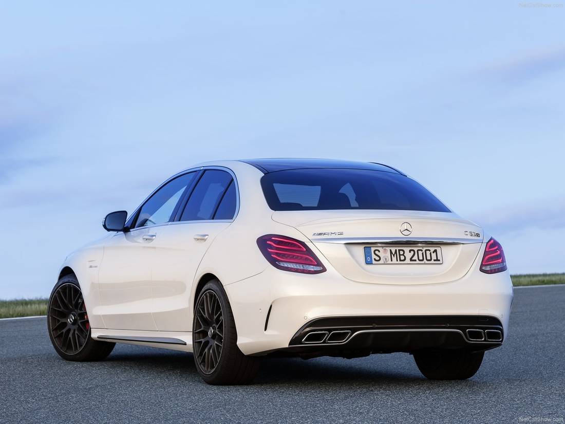 mercedes-benz-c63-amg-back