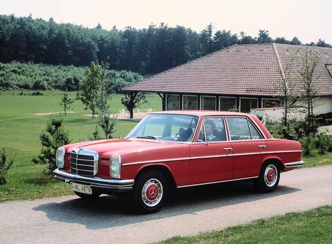 Mercedes-Benz 230