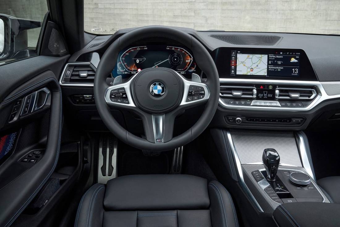 P90444323_lowRes_bmw-m240i-xdrive-cou.jpg