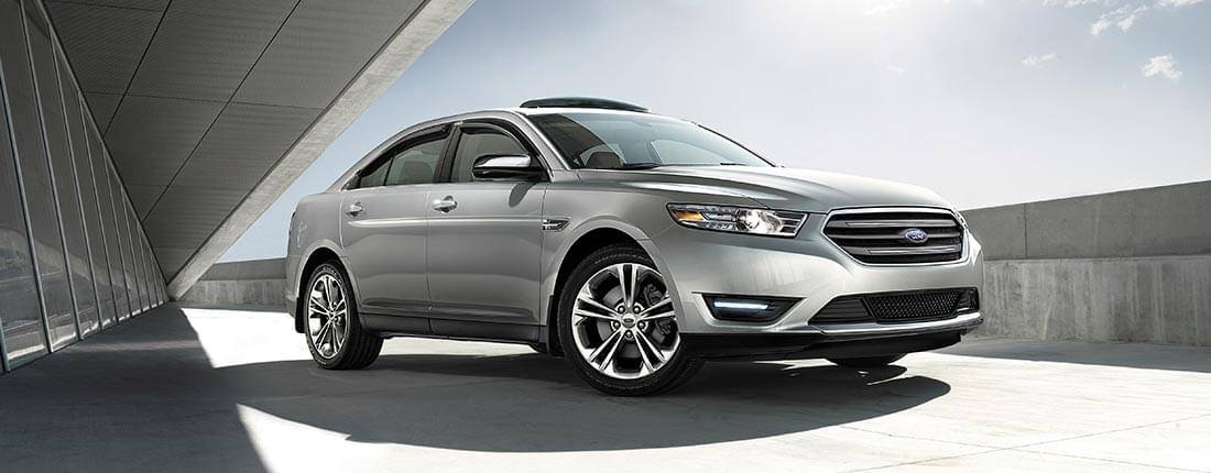 ford-taurus-l-01.jpg