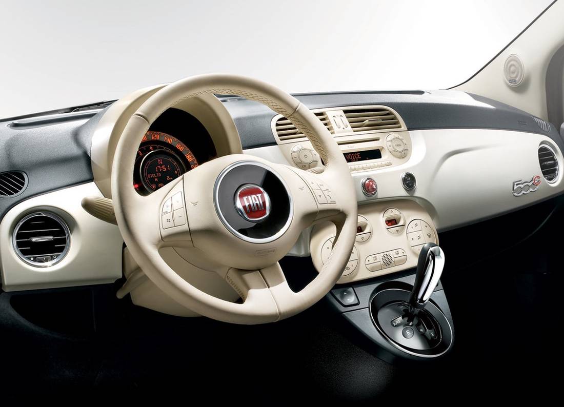 fiat-500c-interior