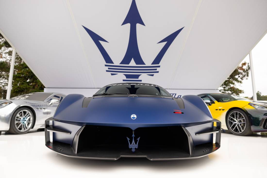 Medium-22660-MaseratiMCXtrematheTridentsnewracingbeastunveiledatMontereyCarWeek.jpg