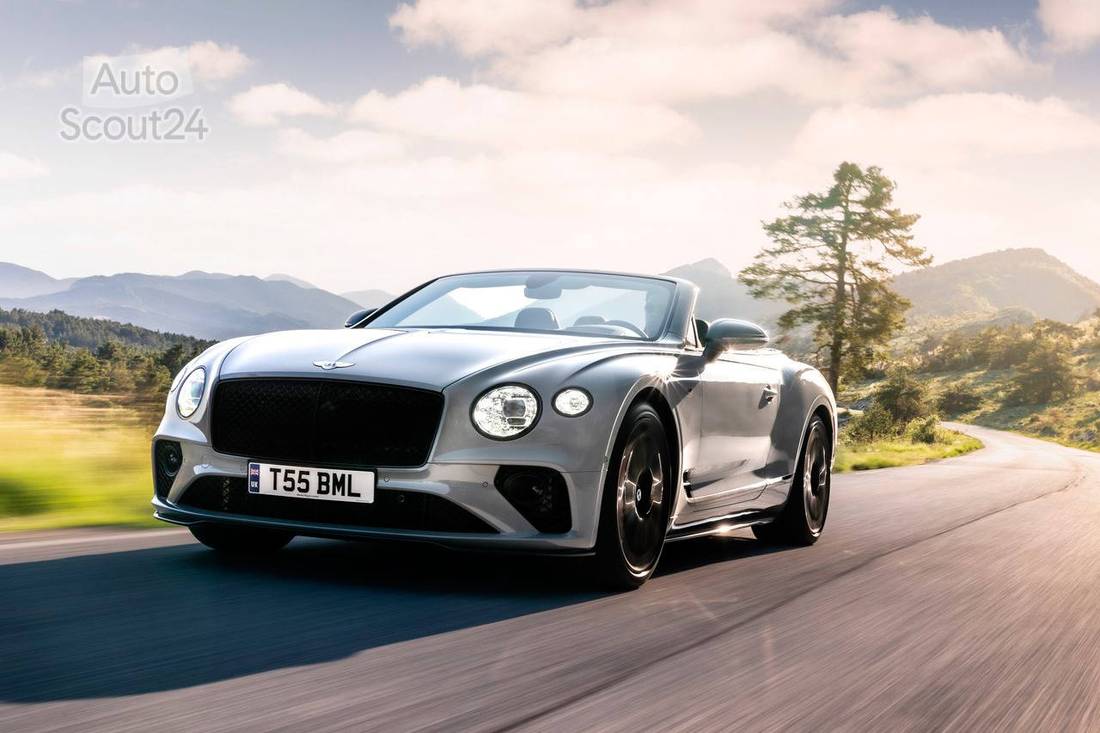 Bentley-Continental GTC S-2023 (3)