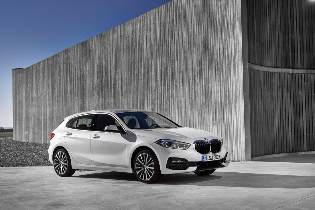 bmw-1-series-2019-official-white_1.jpg