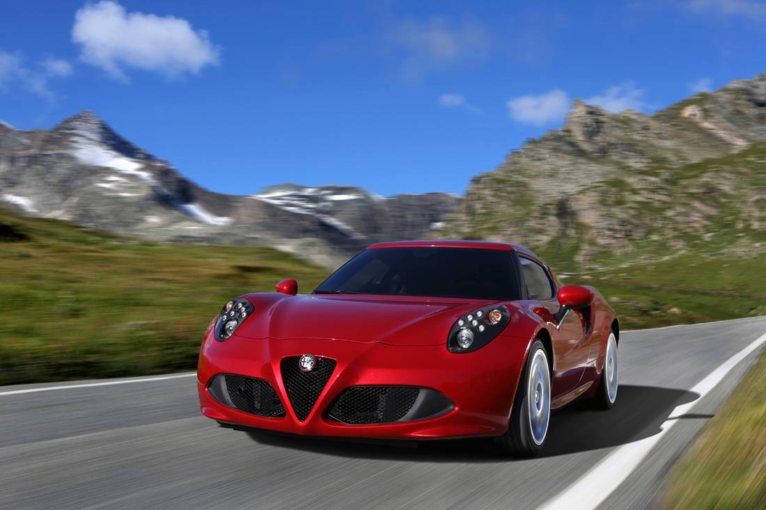 130916_AR_alfa-romeo-4c-03.jpg