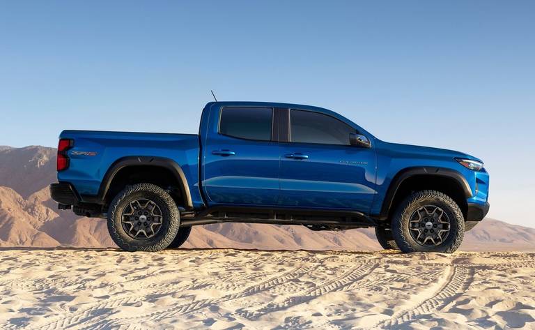 chevrolet-colorado-side